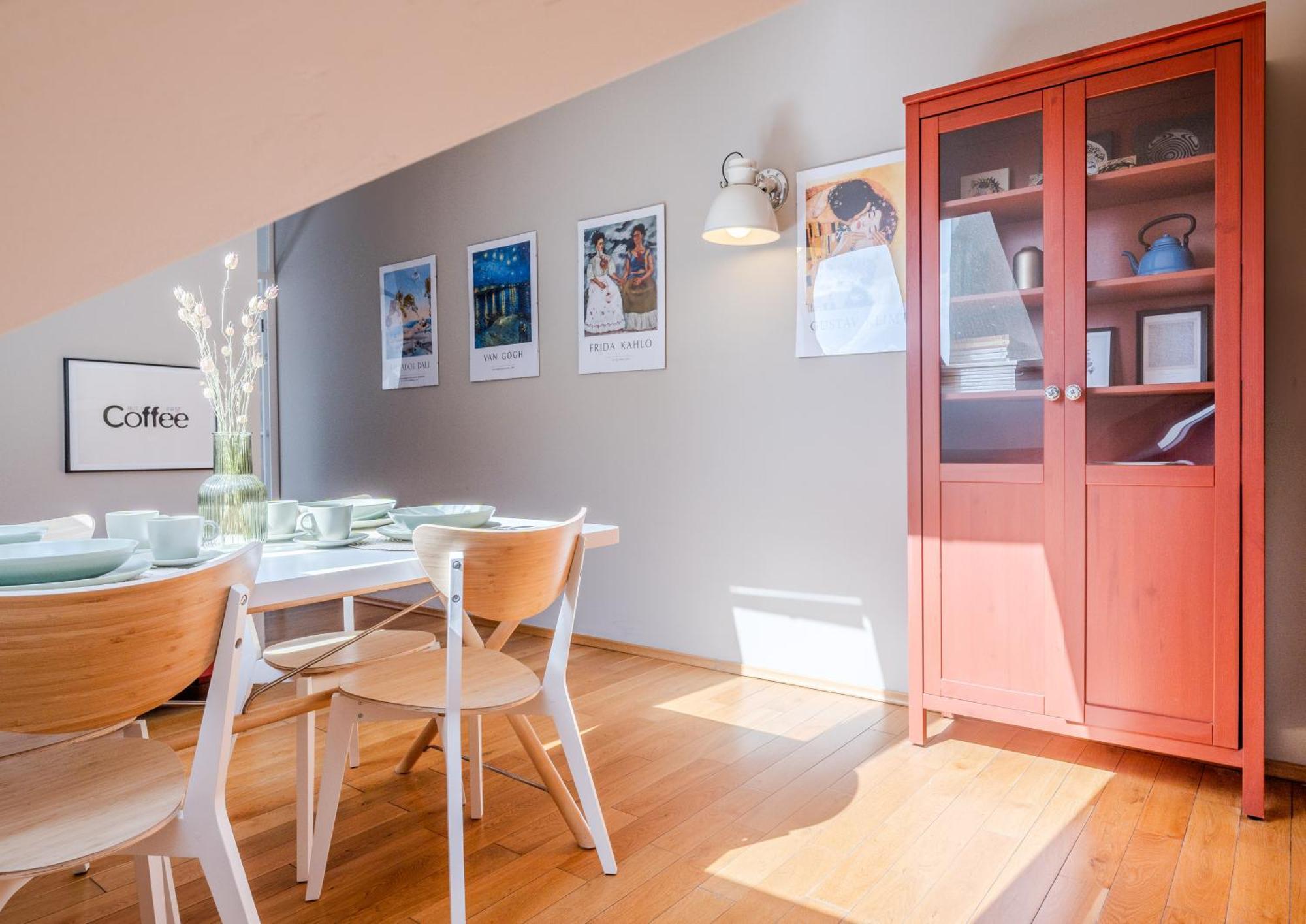 Castle View - Spacious - By Rentujemy Apartment *